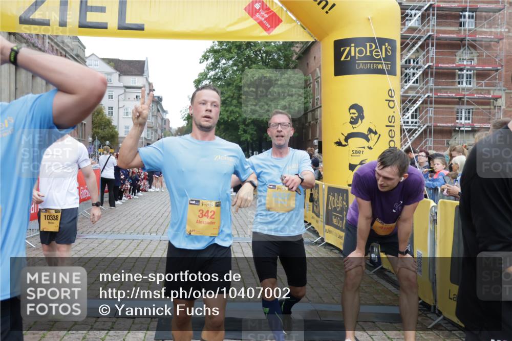 13.09.2026 - Kiel Lauf Yannick Fuchs http://msf.ph/oto/10407002 13.09.2026 10:33:23 Ziel 864, 1331, 1525, 1979, 2824, 3991, 4929, 5197, 5274, 5907, 6537, 6775, 7709, 8280, 9411, 9891, 9975, 10331, 10448, 11063, 11754, 12277, 12339, 32, 1327, 1467, 3327, 3997, 6988, 7030, 8280, 9222, 9879, 10181, 10552, 10773, 435, 446, 813, 1958, 2073, 2775, 3323, 3799, 3924, 4776, 5961, 6080, 6569, 6973, 7372, 8225, 8641, 8938, 8940, 10984, 11289, 11707, 12729, 342, 1612, 1801, 4393, 4963, 5721, 6337, 7471, 7650, 10338, 11597, 12353 meine-sportfotos.de