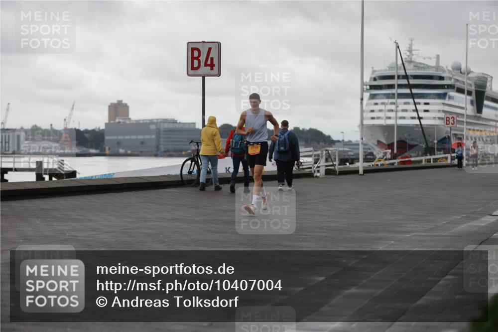 13.09.2026 - Kiel Lauf Andreas Tolksdorf http://msf.ph/oto/10407004 13.09.2026 11:17:09 Kiellinie 17, 4, 5718, 3 meine-sportfotos.de
