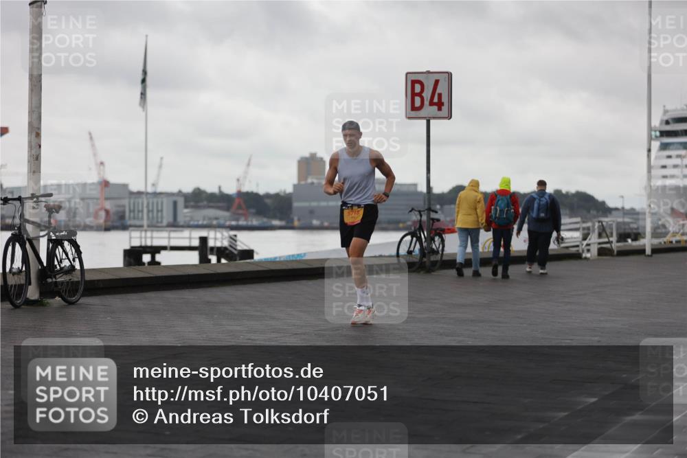 13.09.2026 - Kiel Lauf Andreas Tolksdorf http://msf.ph/oto/10407051 13.09.2026 11:17:10 Kiellinie 5718, 4 meine-sportfotos.de