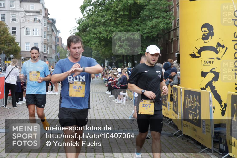 13.09.2026 - Kiel Lauf Yannick Fuchs http://msf.ph/oto/10407064 13.09.2026 10:33:28 Ziel 813, 864, 1331, 1958, 1979, 2775, 3991, 4929, 5274, 6080, 6537, 6775, 8641, 8938, 8940, 9411, 10331, 11063, 32, 864, 1327, 1467, 1525, 2824, 3997, 4929, 5197, 5274, 5907, 6988, 7030, 7709, 8280, 9222, 9411, 9891, 9975, 10181, 10448, 10552, 10773, 11754, 12277, 12339, 435, 446, 908, 2073, 2285, 3323, 3799, 3924, 4300, 4776, 5160, 5961, 6569, 6973, 7372, 8225, 8896, 10984, 11289, 11604, 11707, 12729, 32, 342, 1467, 3327, 6337, 9222, 9879, 10338, 11597 meine-sportfotos.de