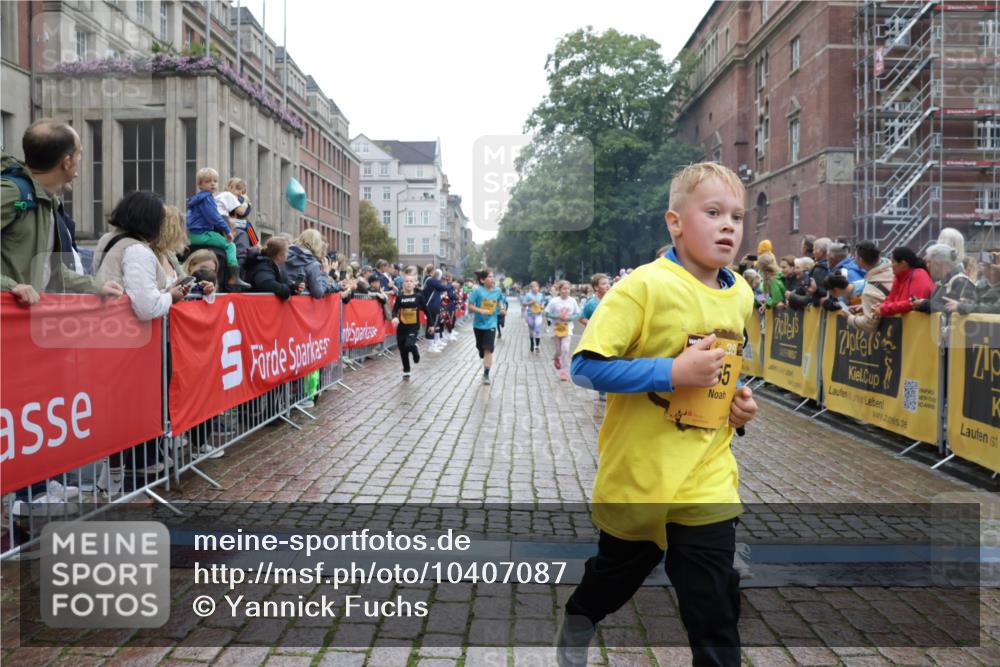 13.09.2026 - Kiel Lauf Yannick Fuchs http://msf.ph/oto/10407087 13.09.2026 09:00:01 Ziel 780, 1871, 2789, 2918, 3545, 3568, 4001, 6271, 7624, 7746, 8692, 10083, 12371, 28, 125, 533, 579, 621, 1413, 1549, 1792, 2342, 2906, 2962, 3165, 3537, 3865, 3867, 3890, 4481, 4886, 5016, 6943, 7320, 7396, 7919, 7981, 8153, 8530, 8673, 8932, 9036, 9151, 9358, 9370, 9394, 9939, 10665, 10723, 11189, 11364, 11570, 11980, 12298, 12329, 12586, 65, 783, 1538, 2513, 3549, 4661, 4793, 4821, 6258, 6606, 9003, 9421, 9520, 10592, 12662, 125, 1413, 1792, 3165 meine-sportfotos.de