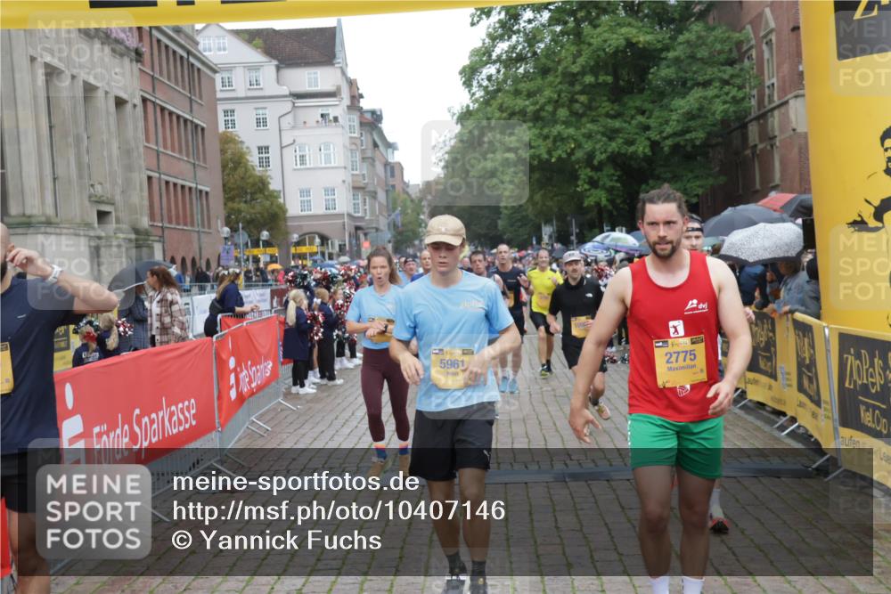 13.09.2026 - Kiel Lauf Yannick Fuchs http://msf.ph/oto/10407146 13.09.2026 10:34:11 Ziel 1299, 1352, 2009, 3099, 3384, 3395, 3704, 4679, 5165, 5175, 6344, 7378, 7932, 8646, 9078, 9373, 9788, 10310, 10893, 11002, 11318, 11732, 12120, 12169, 115, 435, 446, 908, 965, 1352, 1730, 2073, 2285, 2333, 2577, 3323, 3704, 3799, 3819, 3924, 4300, 4739, 4776, 5160, 5773, 6569, 6973, 7372, 7925, 8022, 8225, 8362, 8896, 9081, 9491, 10179, 10984, 11289, 11591, 11604, 11707, 11732, 12169, 12729, 93, 244, 1086, 1668, 2094, 2465, 4351, 4466, 4723, 4735, 4820, 5125, 5737, 5996 meine-sportfotos.de
