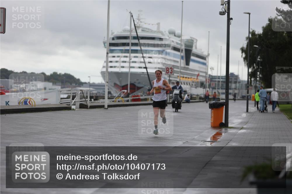 13.09.2026 - Kiel Lauf Andreas Tolksdorf http://msf.ph/oto/10407173 13.09.2026 11:36:32 Kiellinie 248, 3 meine-sportfotos.de