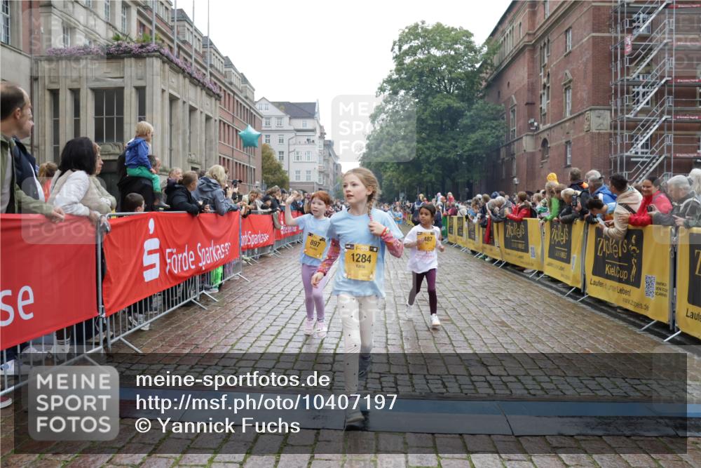 13.09.2026 - Kiel Lauf Yannick Fuchs http://msf.ph/oto/10407197 13.09.2026 09:00:08 Ziel 780, 783, 1538, 1871, 2918, 4001, 4793, 6271, 7624, 7746, 8692, 9003, 9421, 9520, 10083, 10223, 12137, 12371, 28, 533, 579, 621, 1871, 2789, 2906, 2962, 3537, 3545, 3568, 3865, 3867, 3890, 6271, 7919, 8530, 8673, 8932, 9036, 9151, 9394, 9939, 11364, 11980, 12298, 12329, 12586, 65, 897, 1284, 2513, 2894, 3549, 4661, 4821, 6258, 6487, 6606, 6808, 10592, 11727, 12051, 12662, 125, 579, 1413, 1549, 1792, 2342, 3165, 3537, 3890, 4481, 8530, 9370, 9394, 11364, 11570, 12586 meine-sportfotos.de