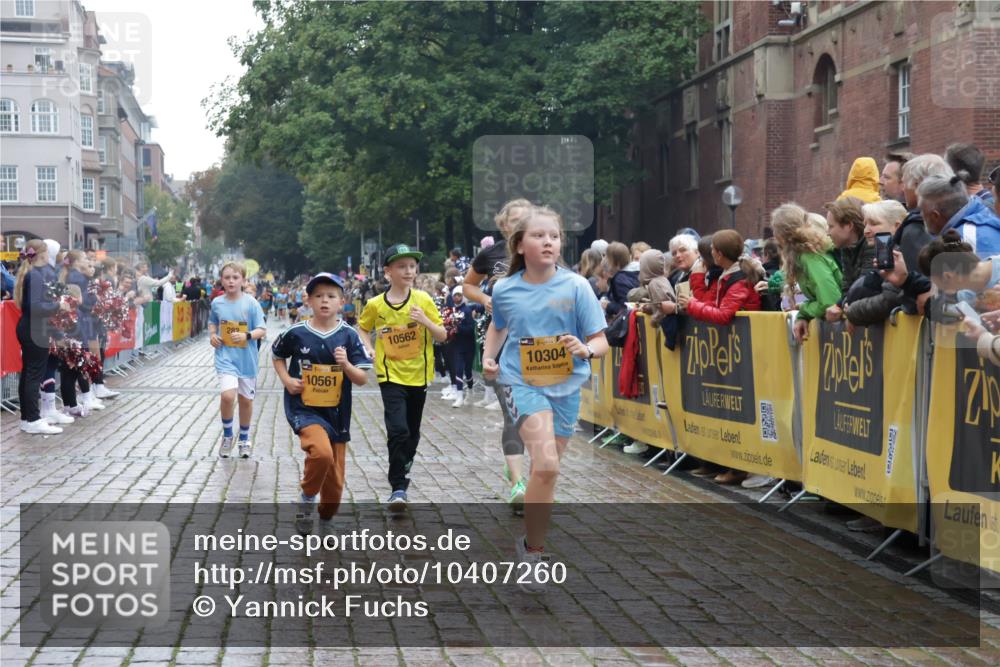 13.09.2026 - Kiel Lauf Yannick Fuchs http://msf.ph/oto/10407260 13.09.2026 09:00:16 Ziel 65, 783, 1538, 2513, 3549, 4001, 4661, 4793, 4821, 6258, 6606, 9003, 9421, 9520, 10083, 10223, 10592, 12137, 12662, 28, 533, 621, 780, 1871, 2789, 2906, 2918, 2962, 3545, 3568, 3865, 3867, 4001, 6271, 7624, 7746, 7919, 8673, 8692, 9036, 9939, 10083, 12298, 12371, 897, 1284, 2894, 4093, 6487, 6808, 10304, 10561, 10562, 11727, 12051, 533, 621, 2906, 2962, 3537, 7919, 8530, 8932, 9151, 9394, 11364, 11980, 12329 meine-sportfotos.de
