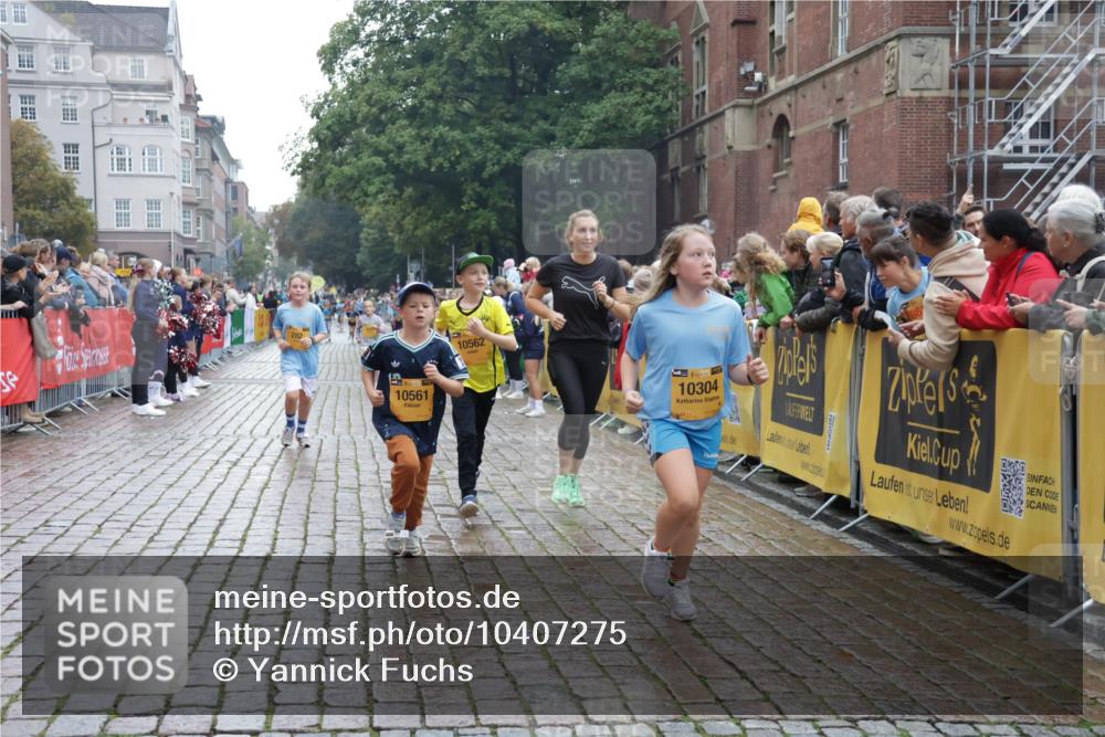 13.09.2026 - Kiel Lauf Yannick Fuchs http://msf.ph/oto/10407275 13.09.2026 09:00:16 Ziel 65, 783, 1538, 2513, 3549, 4001, 4661, 4793, 4821, 6258, 6606, 9003, 9421, 9520, 10083, 10223, 10592, 12137, 12662, 28, 533, 621, 780, 1871, 2789, 2906, 2918, 2962, 3545, 3568, 3865, 3867, 4001, 6271, 7624, 7746, 7919, 8673, 8692, 9036, 9939, 10083, 12298, 12371, 897, 1284, 2894, 4093, 6487, 6808, 10304, 10561, 10562, 11727, 12051, 533, 621, 2906, 2962, 3537, 7919, 8530, 8932, 9151, 9394, 11364, 11980, 12329 meine-sportfotos.de