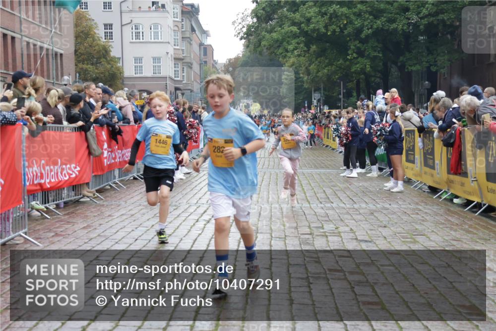 13.09.2026 - Kiel Lauf Yannick Fuchs http://msf.ph/oto/10407291 13.09.2026 09:00:19 Ziel 65, 783, 1284, 1538, 2513, 2894, 3549, 4661, 4793, 4821, 6258, 6606, 6808, 9003, 9520, 10223, 10592, 11727, 12051, 12137, 12662, 28, 533, 780, 1871, 2789, 2918, 2962, 3545, 3568, 3865, 3867, 4001, 6271, 7624, 7746, 8673, 8692, 9036, 9421, 9939, 10083, 12298, 12371, 282, 897, 1446, 3268, 4093, 6487, 10304, 10561, 10562, 28, 533, 621, 2906, 2962, 3865, 3867, 7919, 8673, 8932, 9036, 9151, 9939, 11980, 12298, 12329 meine-sportfotos.de