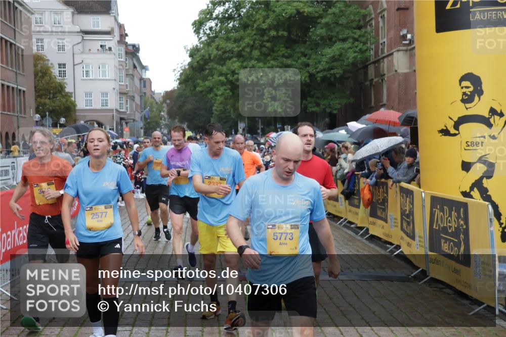 13.09.2026 - Kiel Lauf Yannick Fuchs http://msf.ph/oto/10407306 13.09.2026 10:34:35 Ziel 1086, 2044, 2465, 3180, 3864, 4351, 4608, 4723, 4735, 5125, 5737, 5996, 6225, 6260, 6941, 7387, 7928, 8480, 10549, 10904, 10905, 11374, 12070, 93, 244, 1086, 1299, 1352, 1668, 2009, 2094, 3099, 3384, 3395, 3704, 3819, 4466, 4679, 4820, 5165, 5175, 6344, 7378, 7932, 7933, 8646, 9078, 9373, 9491, 9788, 10310, 10893, 11002, 11153, 11318, 11732, 12020, 12120, 12169, 1307, 1667, 2432, 2449, 3470, 3547, 3603, 5218, 5576, 7006, 7273, 7672, 8195, 8746, 9276, 3099, 3395 meine-sportfotos.de