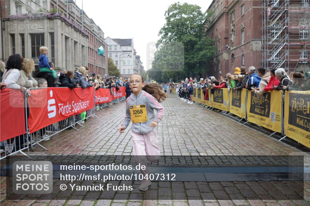 13.09.2026 - Kiel Lauf Yannick Fuchs http://msf.ph/oto/10407312 13.09.2026 09:00:22 Ziel 65, 783, 897, 1284, 1538, 2513, 2894, 3549, 4661, 4821, 6258, 6487, 6606, 6808, 10223, 10592, 11727, 12051, 12662, 28, 780, 783, 1871, 2789, 2918, 3545, 3568, 4001, 4793, 6271, 7624, 7746, 8692, 9003, 9036, 9421, 9520, 10083, 10223, 12137, 12371, 282, 1446, 3268, 4093, 10304, 10561, 10562, 28, 533, 621, 2906, 2962, 3865, 3867, 7919, 8673, 8932, 9036, 9939, 11980, 12298, 12329 meine-sportfotos.de