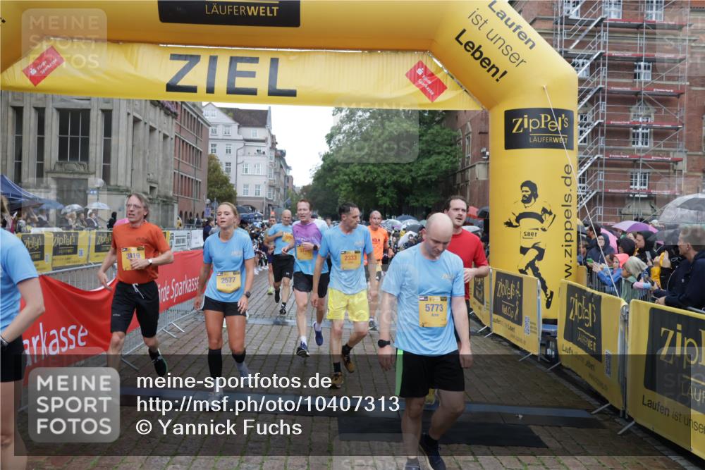 13.09.2026 - Kiel Lauf Yannick Fuchs http://msf.ph/oto/10407313 13.09.2026 10:34:36 Ziel 1667, 2044, 2465, 3180, 3864, 4351, 4608, 4723, 4735, 5125, 5737, 5996, 6225, 6260, 6941, 7387, 7928, 8480, 10549, 10904, 10905, 11374, 12070, 93, 244, 1086, 1299, 1352, 1668, 2009, 2094, 3099, 3384, 3395, 3704, 4466, 4679, 4820, 5165, 5175, 6344, 7378, 7932, 7933, 8646, 9078, 9373, 9788, 10310, 10893, 11002, 11153, 11318, 11732, 12020, 12120, 12169, 1307, 2432, 2449, 3470, 3547, 3603, 5218, 5576, 7006, 7273, 7672, 8195, 8746, 9276, 3099, 3395 meine-sportfotos.de