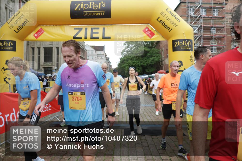 13.09.2026 - Kiel Lauf Yannick Fuchs http://msf.ph/oto/10407320 13.09.2026 10:34:40 Ziel 1307, 1667, 2044, 2432, 3180, 3864, 4351, 4608, 4723, 4735, 5576, 5737, 6225, 6260, 6941, 7387, 7672, 7928, 8480, 8746, 9276, 9389, 10549, 10904, 10905, 11374, 93, 244, 1086, 1299, 1668, 2009, 2094, 2465, 3384, 4466, 4679, 4723, 4820, 5125, 5165, 5175, 5737, 5996, 6344, 7378, 7387, 7932, 7933, 8646, 9078, 9788, 10893, 11002, 11153, 12020, 12070, 12120, 2268, 2449, 3470, 3547, 3603, 5218, 7006, 7273, 8195, 10361, 3099, 3395, 5175, 7378 meine-sportfotos.de
