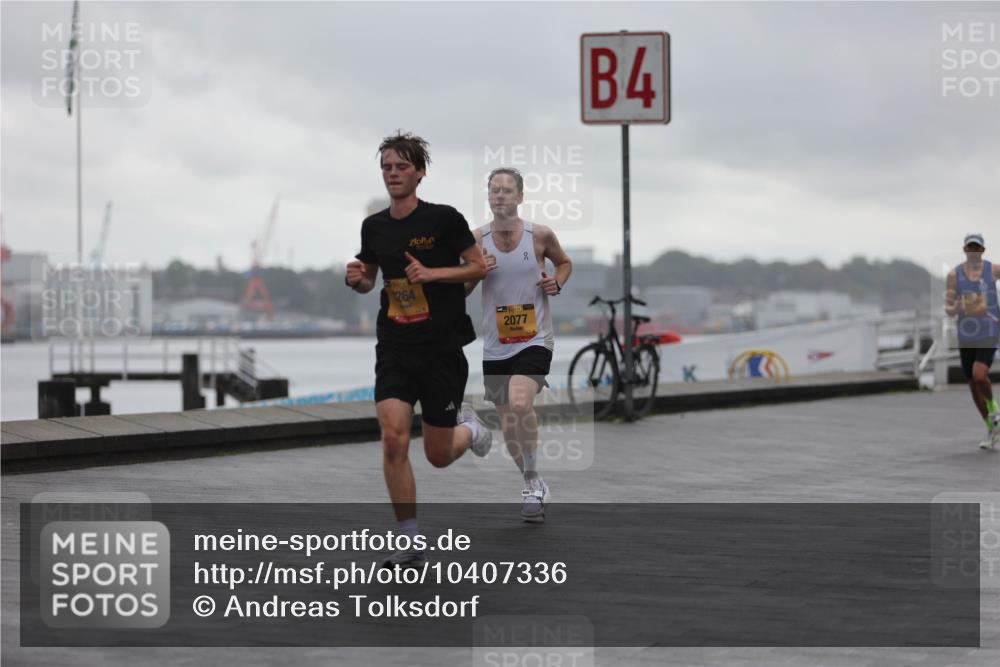 13.09.2026 - Kiel Lauf Andreas Tolksdorf http://msf.ph/oto/10407336 13.09.2026 11:37:54 Kiellinie 1264, 39, 2077, 4 meine-sportfotos.de