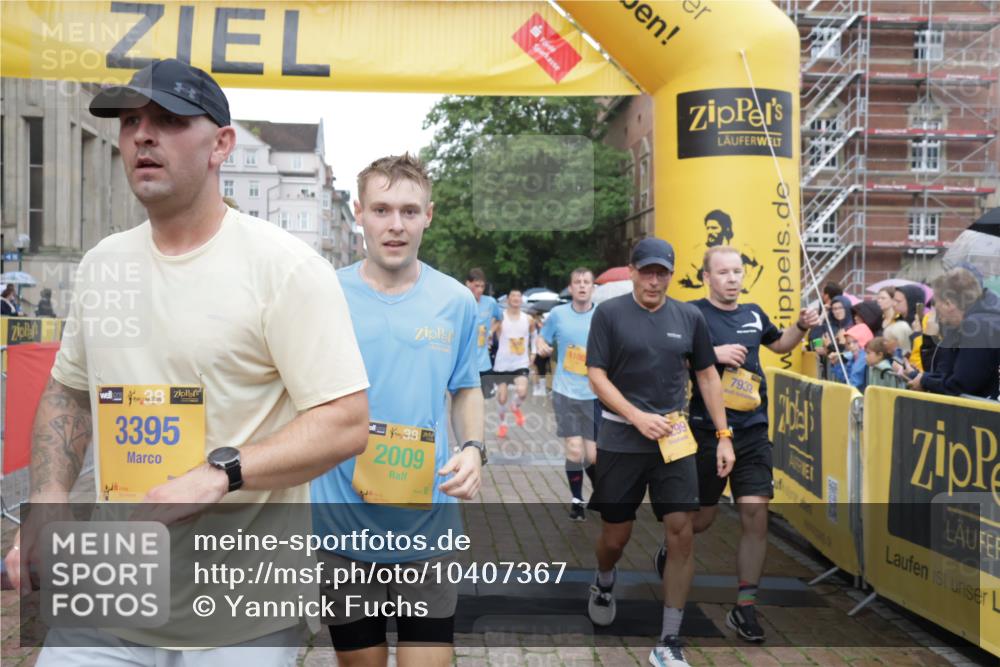 13.09.2026 - Kiel Lauf Yannick Fuchs http://msf.ph/oto/10407367 13.09.2026 10:34:47 Ziel 1307, 1667, 2432, 2449, 3547, 5218, 5576, 6225, 6941, 7006, 7273, 7672, 8195, 8746, 9276, 9389, 11163, 11374, 93, 244, 1086, 1668, 2044, 2094, 2465, 3180, 3384, 3864, 4351, 4466, 4608, 4679, 4723, 4735, 4820, 5125, 5165, 5737, 5996, 6260, 6344, 7387, 7928, 7933, 8480, 8646, 9788, 10549, 10893, 10904, 10905, 11153, 12020, 12070, 12120, 1640, 2268, 3400, 3470, 3603, 4028, 4449, 5247, 7960, 9220, 9541, 9853, 9988, 10361, 10676, 12095, 1299, 2009, 5175, 7378 meine-sportfotos.de