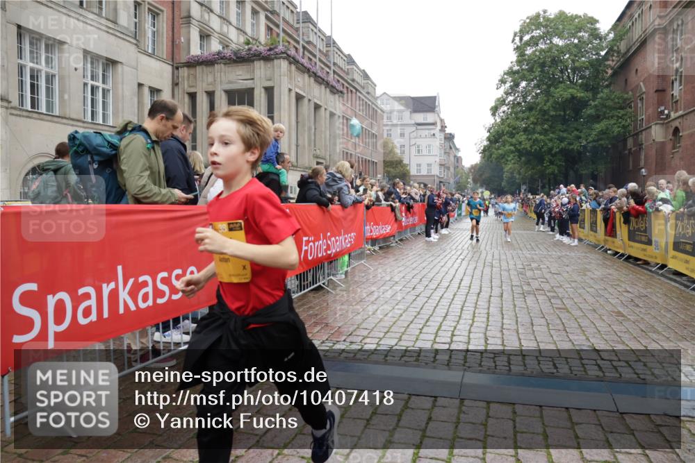 13.09.2026 - Kiel Lauf Yannick Fuchs http://msf.ph/oto/10407418 13.09.2026 09:00:40 Ziel 282, 1446, 3268, 4093, 10304, 10561, 10562, 65, 783, 897, 1284, 1538, 2513, 2894, 3549, 4001, 4093, 4661, 4793, 4821, 6258, 6487, 6606, 6808, 9003, 9421, 9520, 10083, 10223, 10592, 11727, 12051, 12137, 12662, 3135, 3611, 6561, 7487, 7991, 9503, 10636, 11425, 12506, 780, 1871, 2918, 4001, 6271, 7624, 7746, 8692, 9421, 10083, 12371 meine-sportfotos.de