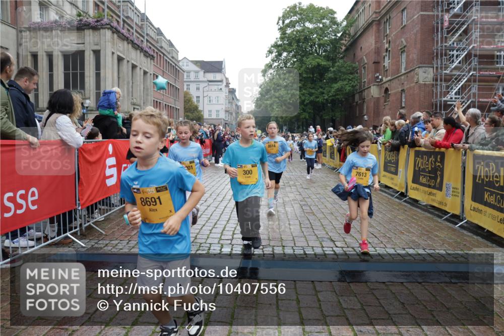 13.09.2026 - Kiel Lauf Yannick Fuchs http://msf.ph/oto/10407556 13.09.2026 09:01:04 Ziel 6561, 9503, 12506, 282, 1446, 3135, 3268, 3611, 4093, 7487, 7991, 10304, 10561, 10562, 10636, 11425, 300, 1662, 1794, 2553, 7613, 7982, 8614, 8691, 11562, 11901, 12436, 897, 1284, 2894, 4093, 6487, 6808, 11727, 12051 meine-sportfotos.de