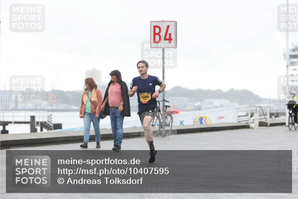 13.09.2026 - Kiel Lauf Andreas Tolksdorf http://msf.ph/oto/10407595 13.09.2026 11:38:46 Kiellinie 3398, 4 meine-sportfotos.de