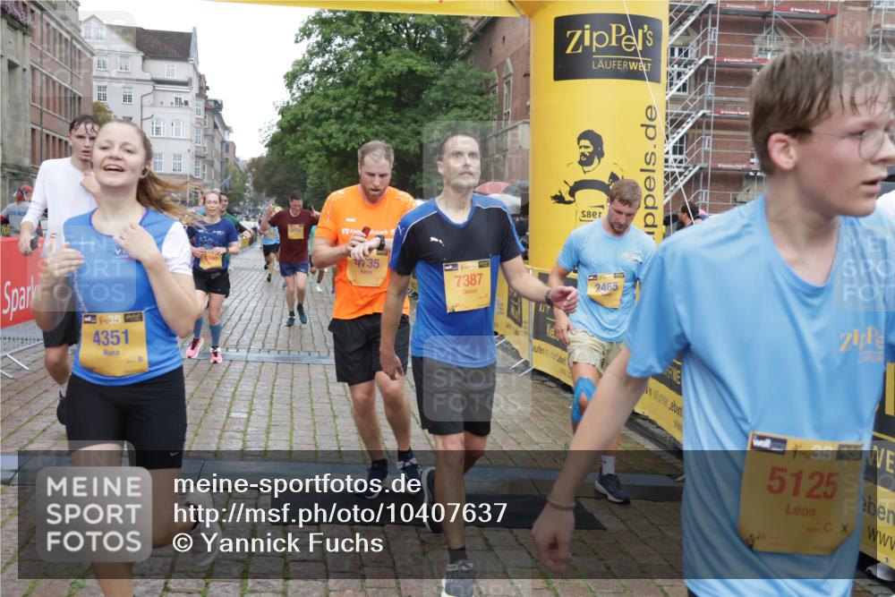 13.09.2026 - Kiel Lauf Yannick Fuchs http://msf.ph/oto/10407637 13.09.2026 10:35:07 Ziel 1640, 2268, 3400, 4022, 4028, 4449, 4951, 5247, 5386, 6578, 6603, 7960, 8164, 8266, 8750, 9220, 9541, 9853, 9988, 10065, 10361, 10676, 11368, 12095, 1307, 1667, 2044, 2432, 2449, 3180, 3470, 3547, 3603, 3864, 4608, 5218, 5576, 6225, 6260, 6941, 7006, 7273, 7672, 7928, 8195, 8480, 8746, 9276, 9389, 10549, 10904, 10905, 11163, 11374, 400, 1784, 2390, 2687, 5293, 6381, 6849, 7710, 7971, 8436, 9143, 9261, 9264, 10475, 11568, 11758, 2044, 3180, 3864, 4351, 4608, 4735 meine-sportfotos.de