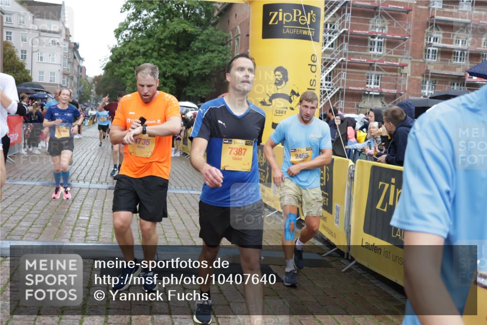 13.09.2026 - Kiel Lauf Yannick Fuchs http://msf.ph/oto/10407640 13.09.2026 10:35:08 Ziel 1640, 2268, 3400, 4022, 4028, 4449, 4951, 5247, 5386, 6578, 6603, 7960, 8164, 8266, 8750, 9220, 9261, 9264, 9541, 9853, 9988, 10065, 10361, 10475, 10676, 11368, 12095, 1307, 1667, 2044, 2432, 2449, 3180, 3470, 3547, 3603, 3864, 4608, 5218, 5576, 6225, 6941, 7006, 7273, 7672, 7928, 8195, 8480, 8746, 9276, 9389, 10361, 10549, 10904, 10905, 11163, 11374, 400, 1784, 2390, 2687, 5293, 6381, 6849, 7710, 7971, 8436, 9143, 11568, 11758, 12774, 2044, 3180, 3864, 4351, 4608, 4735 meine-sportfotos.de