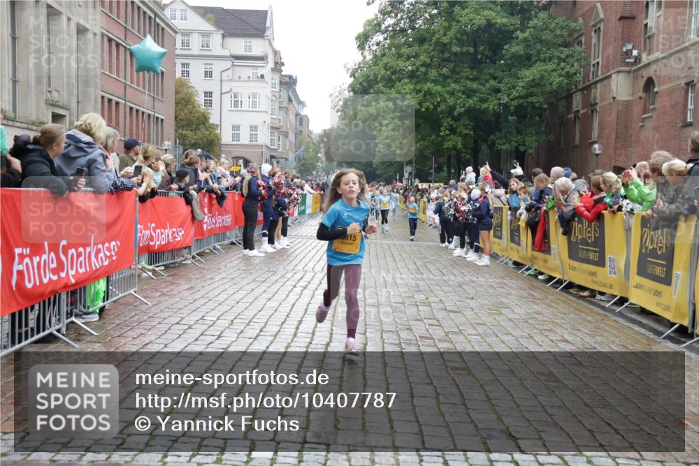 13.09.2026 - Kiel Lauf Yannick Fuchs http://msf.ph/oto/10407787 13.09.2026 09:01:31 Ziel 1794, 3362, 3578, 4784, 6257, 7613, 8614, 11562, 11901, 12296, 12436, 300, 1662, 1794, 2553, 7613, 7982, 8614, 8691, 9503, 12506, 1353, 1355, 1959, 2321, 2568, 4415, 6315, 7210, 9285, 9287, 9615, 11772, 12626, 3135, 3611, 6561, 7487, 7991, 10636, 11425 meine-sportfotos.de
