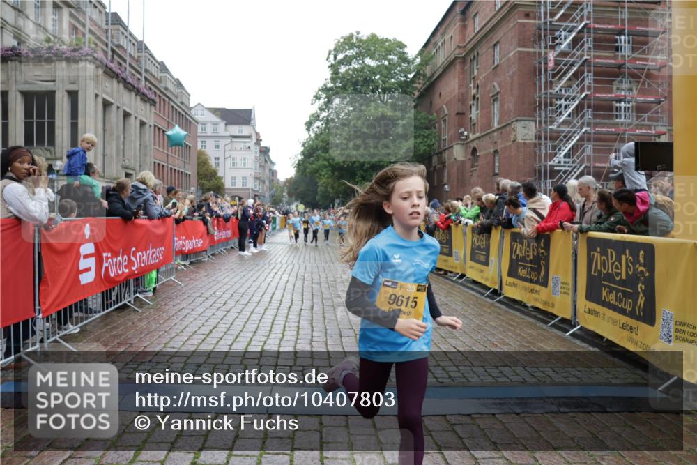 13.09.2026 - Kiel Lauf Yannick Fuchs http://msf.ph/oto/10407803 13.09.2026 09:01:32 Ziel 3362, 3578, 4415, 4784, 6257, 7210, 11562, 11901, 12296, 12436, 12626, 300, 1662, 1794, 2553, 7613, 7982, 8614, 8691, 9503, 12506, 1353, 1355, 1959, 2321, 2568, 6315, 9285, 9287, 9615, 11772, 3135, 3611, 6561, 7487, 7991, 9503, 10636, 11425, 12506 meine-sportfotos.de