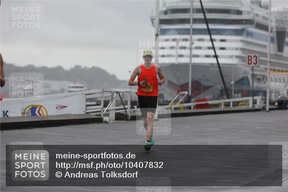 13.09.2026 - Kiel Lauf Andreas Tolksdorf http://msf.ph/oto/10407832 13.09.2026 11:39:59 Kiellinie 253, 3 meine-sportfotos.de