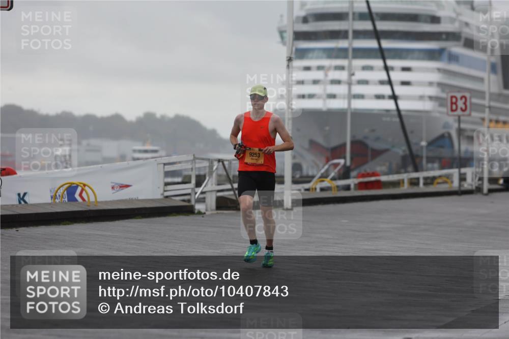 13.09.2026 - Kiel Lauf Andreas Tolksdorf http://msf.ph/oto/10407843 13.09.2026 11:39:59 Kiellinie 9253, 3 meine-sportfotos.de