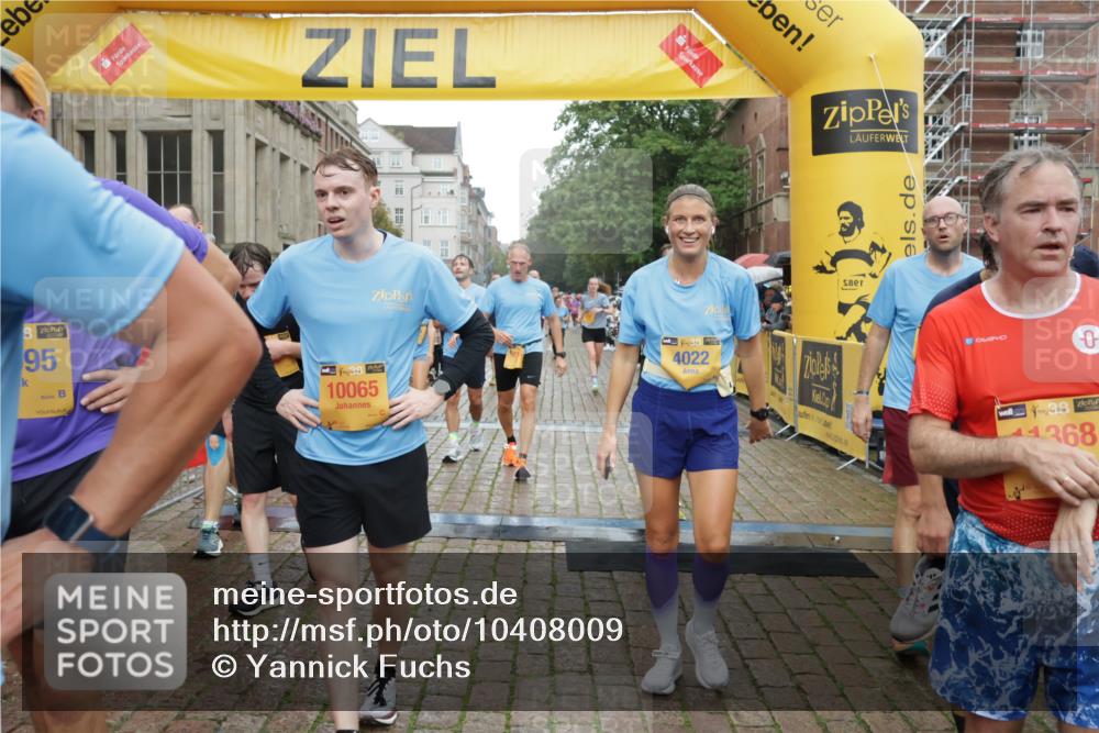 13.09.2026 - Kiel Lauf Yannick Fuchs http://msf.ph/oto/10408009 13.09.2026 10:35:49 Ziel 215, 343, 1376, 2116, 2248, 2494, 4538, 6085, 6645, 7215, 7721, 8002, 8079, 8393, 8415, 8432, 8747, 10701, 10835, 11567, 11903, 100, 400, 1784, 1993, 2390, 2687, 3124, 3790, 5151, 5293, 5698, 5817, 6381, 6849, 7280, 7710, 7971, 8436, 8660, 8973, 9143, 10017, 10483, 11181, 11363, 11568, 11758, 12766, 12774, 867, 1321, 2541, 3634, 3811, 4889, 5947, 6634, 6957, 7619, 8224, 8557, 10860, 10998, 11662, 12286, 2390, 2687, 4022, 9261 meine-sportfotos.de
