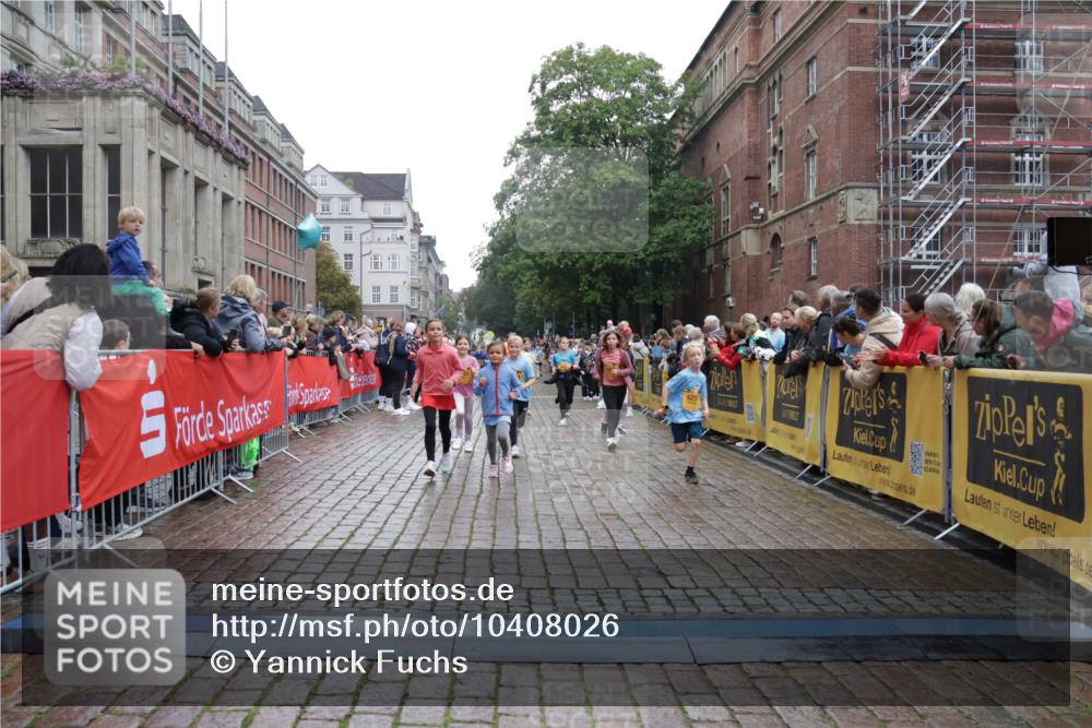 13.09.2026 - Kiel Lauf Yannick Fuchs http://msf.ph/oto/10408026 13.09.2026 09:01:57 Ziel 2916, 3592, 5577, 7062, 9501, 9615, 11119, 11578, 12321, 12539, 1353, 1355, 1959, 2321, 2568, 3362, 3578, 4415, 4784, 6257, 6315, 7210, 9285, 9287, 11562, 11772, 11901, 12296, 12436, 12626, 911, 1992, 3250, 3405, 3406, 5271, 5482, 6062, 6251, 6562, 6672, 8183, 10324, 10336, 11571, 12211, 12446, 300, 1794, 2553, 7613, 8614, 8691, 11562, 11901, 12436 meine-sportfotos.de