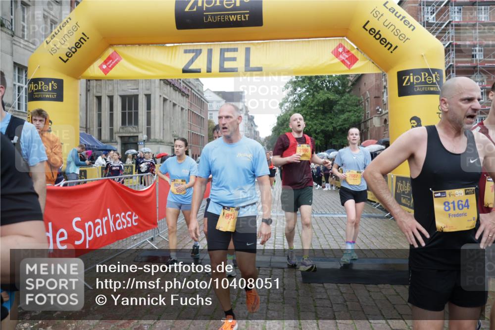 13.09.2026 - Kiel Lauf Yannick Fuchs http://msf.ph/oto/10408051 13.09.2026 10:35:52 Ziel 215, 343, 2116, 2248, 2494, 3811, 6085, 6645, 7215, 7619, 7721, 8002, 8393, 8415, 8557, 8747, 10701, 10835, 10998, 11567, 11903, 100, 215, 400, 1376, 1784, 1993, 2248, 3124, 3790, 4538, 5151, 5293, 5698, 5817, 6381, 6849, 7215, 7280, 7710, 7971, 8002, 8079, 8415, 8432, 8436, 8660, 8973, 9143, 10017, 10483, 11181, 11363, 11568, 12766, 12774, 867, 1321, 2541, 3634, 4889, 4971, 5947, 6634, 6957, 8224, 8579, 10045, 10860, 11662, 12286, 400, 1784, 2390, 2687, 4022, 7971, 9261 meine-sportfotos.de