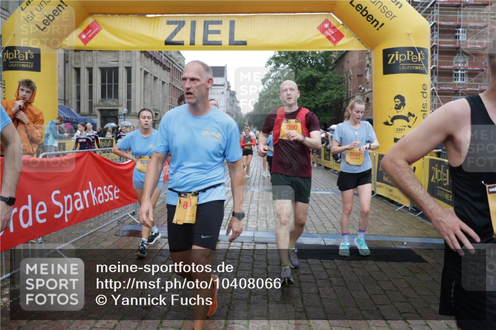 13.09.2026 - Kiel Lauf Yannick Fuchs http://msf.ph/oto/10408066 13.09.2026 10:35:52 Ziel 215, 343, 2116, 2248, 2494, 3811, 6085, 6645, 7215, 7619, 7721, 8002, 8393, 8415, 8557, 8747, 10701, 10835, 10998, 11567, 11903, 100, 215, 400, 1376, 1784, 1993, 2248, 3124, 3790, 4538, 5151, 5293, 5698, 5817, 6381, 6849, 7215, 7280, 7710, 7971, 8002, 8079, 8415, 8432, 8436, 8660, 8973, 9143, 10017, 10483, 11181, 11363, 11568, 12766, 12774, 867, 1321, 2541, 3634, 4889, 4971, 5947, 6634, 6957, 8224, 8579, 10045, 10860, 11662, 12286, 400, 1784, 2390, 2687, 4022, 7971, 9261 meine-sportfotos.de