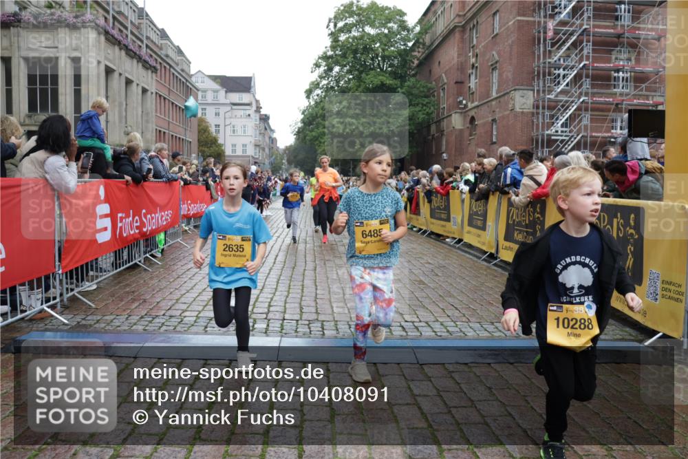 13.09.2026 - Kiel Lauf Yannick Fuchs http://msf.ph/oto/10408091 13.09.2026 09:02:02 Ziel 911, 2916, 3592, 5577, 6062, 6562, 7062, 9501, 11119, 11578, 12211, 12321, 12539, 1353, 1355, 1959, 2321, 2568, 3362, 3578, 4415, 4784, 6257, 6315, 7210, 9285, 9287, 9615, 11772, 12296, 12626, 1992, 2635, 3250, 3405, 3406, 5271, 5482, 6251, 6485, 6672, 6749, 8183, 8419, 10288, 10324, 10336, 11571, 12446, 300, 1794, 3578, 4784, 6257, 7613, 8614, 8691, 11562, 11901, 12436 meine-sportfotos.de