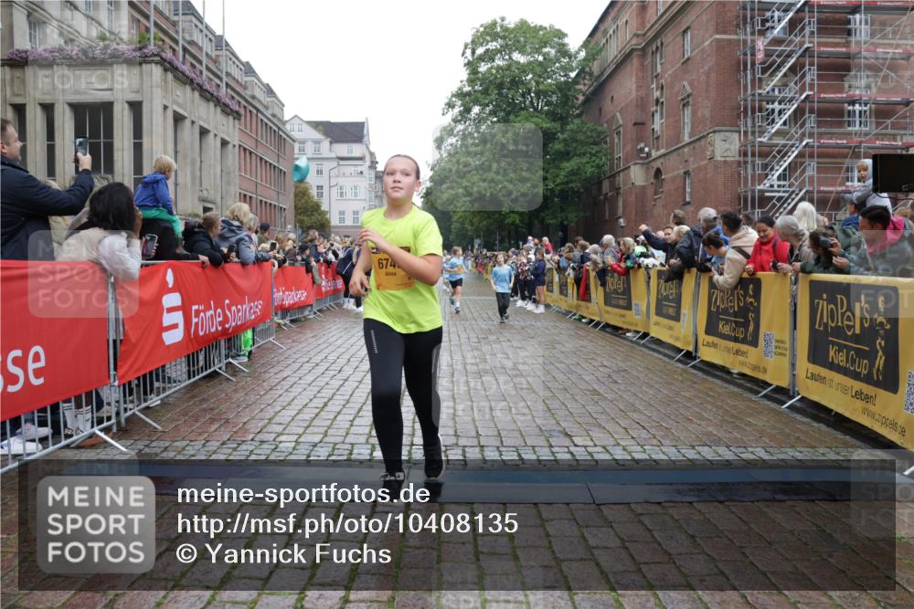 13.09.2026 - Kiel Lauf Yannick Fuchs http://msf.ph/oto/10408135 13.09.2026 09:02:06 Ziel 911, 2916, 3592, 5271, 5577, 6062, 6562, 9501, 10324, 10336, 11578, 12211, 12321, 12446, 12539, 1353, 1355, 1959, 2321, 2568, 3362, 3592, 4415, 6315, 7062, 7210, 9285, 9287, 9615, 11119, 11772, 12296, 12539, 12626, 1992, 2635, 3250, 3405, 3406, 4337, 5482, 6251, 6485, 6672, 6749, 8183, 8419, 10288, 11571, 3578, 4784, 6257, 12296 meine-sportfotos.de