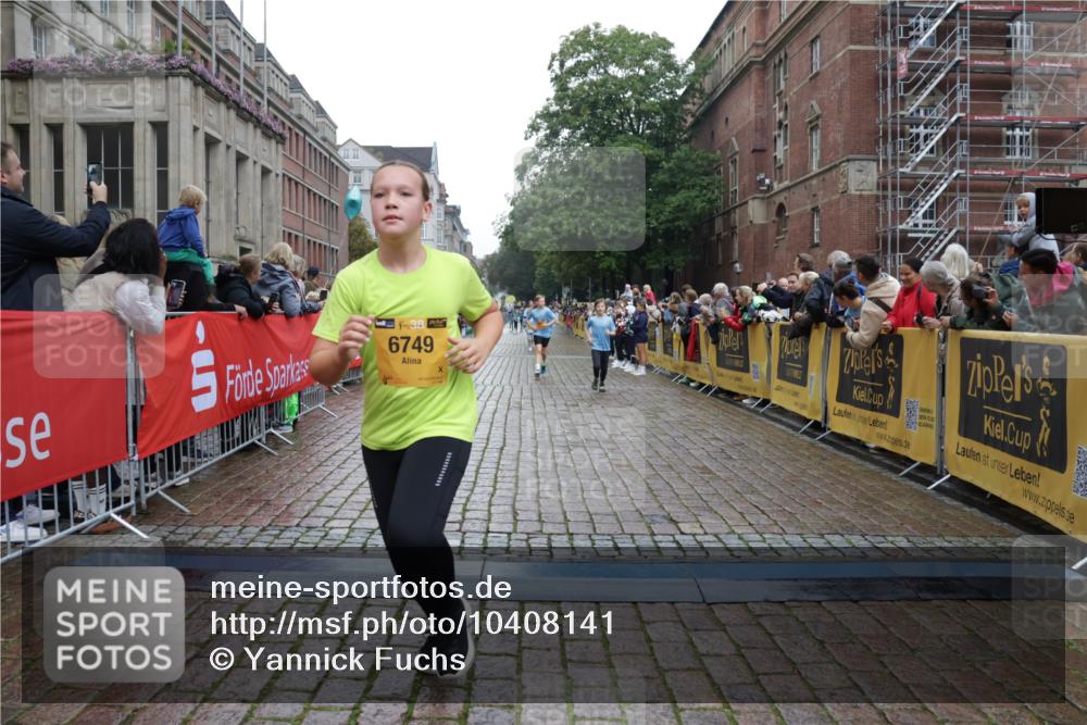 13.09.2026 - Kiel Lauf Yannick Fuchs http://msf.ph/oto/10408141 13.09.2026 09:02:06 Ziel 911, 2916, 3592, 5271, 5577, 6062, 6562, 9501, 10324, 10336, 11578, 12211, 12321, 12446, 12539, 1353, 1355, 1959, 2321, 2568, 3362, 3592, 4415, 6315, 7062, 7210, 9285, 9287, 9615, 11119, 11772, 12296, 12539, 12626, 1992, 2635, 3250, 3405, 3406, 4337, 5482, 6251, 6485, 6672, 6749, 8183, 8419, 10288, 11571, 3578, 4784, 6257, 12296 meine-sportfotos.de