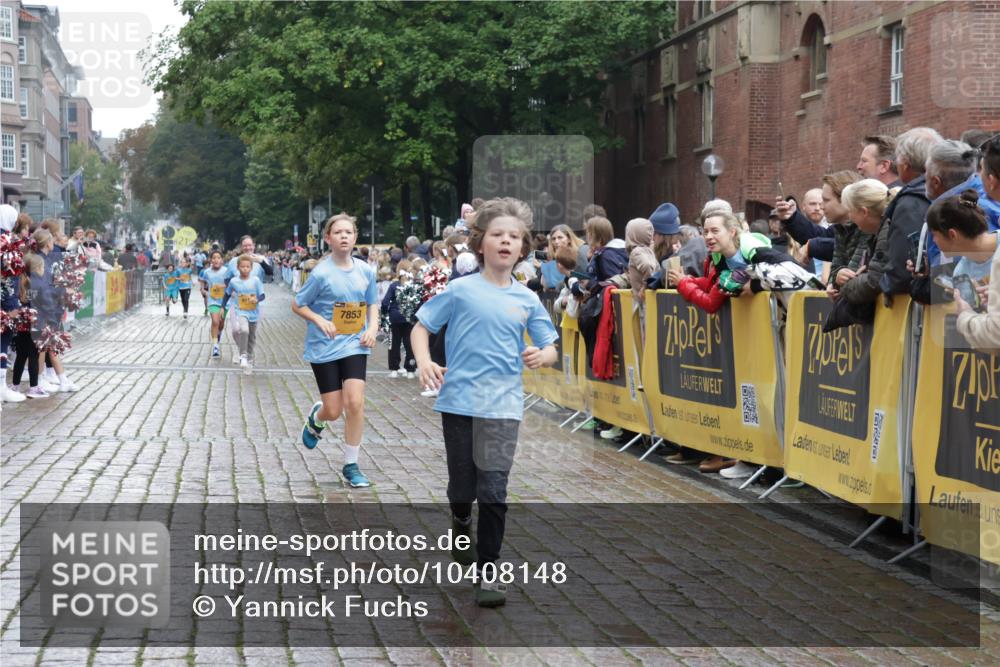 13.09.2026 - Kiel Lauf Yannick Fuchs http://msf.ph/oto/10408148 13.09.2026 09:02:08 Ziel 911, 2916, 5271, 5577, 6062, 6562, 10324, 10336, 11578, 12211, 12321, 12446, 1353, 1355, 1959, 2321, 2568, 2916, 3362, 3592, 4415, 6315, 7062, 7210, 9285, 9287, 9501, 9615, 11119, 11772, 12539, 12626, 1992, 2635, 3250, 3405, 3406, 4337, 5482, 6251, 6485, 6672, 6749, 7853, 8183, 8419, 10288, 11571, 3362, 3578, 4784, 6257, 12296 meine-sportfotos.de