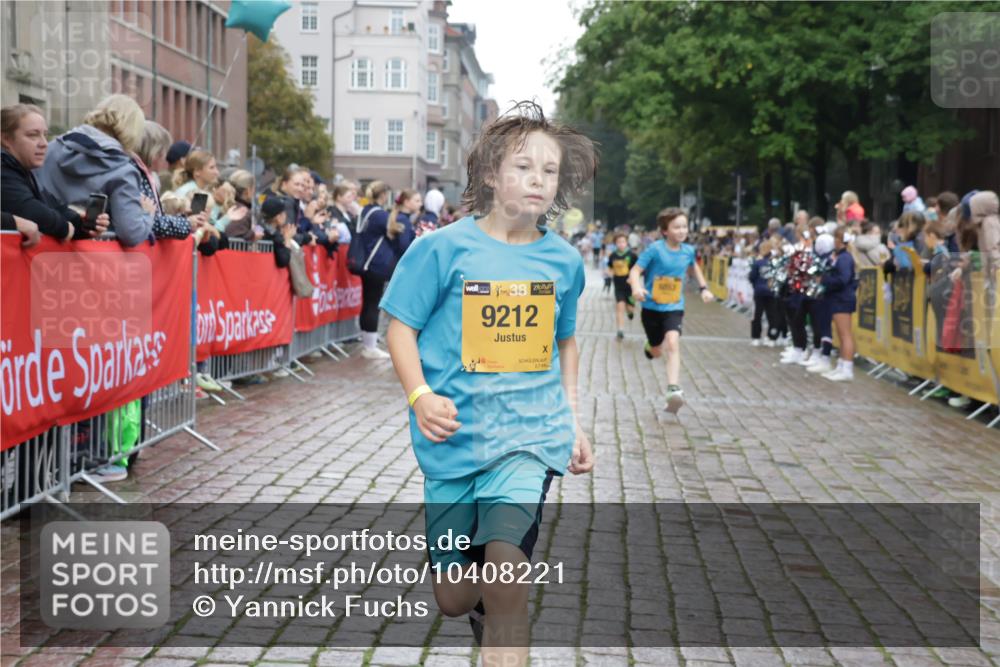 13.09.2026 - Kiel Lauf Yannick Fuchs http://msf.ph/oto/10408221 13.09.2026 09:02:18 Ziel 1992, 2635, 3250, 3405, 3406, 5271, 5482, 6251, 6485, 6672, 6749, 8183, 8419, 10288, 10324, 10336, 11571, 12446, 911, 1353, 1355, 1959, 2916, 3592, 5577, 6062, 6562, 7062, 9285, 9501, 9615, 10336, 11119, 11578, 12211, 12321, 12539, 963, 4337, 5618, 6853, 7853, 9119, 9212, 12270, 1353, 1355, 1959, 2321, 2568, 4415, 6315, 7210, 9285, 9287, 11772, 12626 meine-sportfotos.de