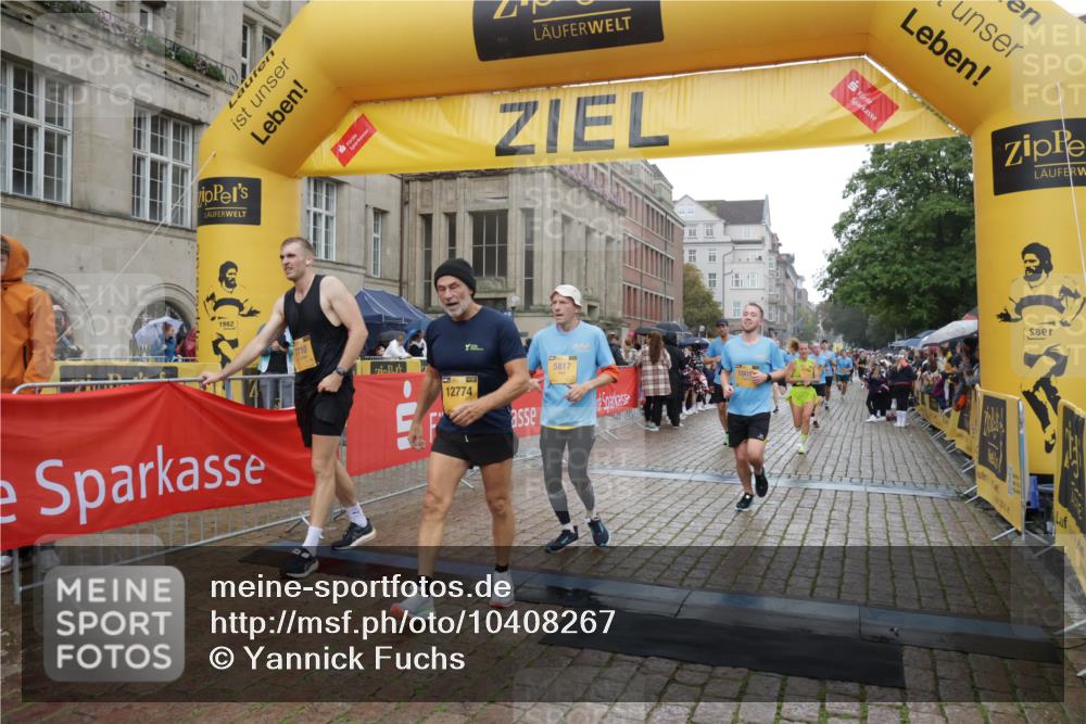 13.09.2026 - Kiel Lauf Yannick Fuchs http://msf.ph/oto/10408267 13.09.2026 10:36:05 Ziel 867, 1321, 2541, 3634, 3811, 4889, 5947, 6634, 6957, 7619, 8224, 8557, 10045, 10860, 10998, 11662, 12286, 100, 215, 343, 1376, 1993, 2116, 2248, 2494, 3124, 3790, 4538, 5151, 5698, 6085, 6645, 7215, 7280, 7721, 8002, 8079, 8393, 8415, 8432, 8557, 8660, 8747, 8973, 10017, 10483, 10701, 10835, 10998, 11181, 11363, 11567, 11903, 12766, 1003, 1477, 1653, 2286, 4029, 4078, 4172, 4971, 5466, 6763, 7158, 7920, 8554, 8579, 8743, 8923, 9201, 10075, 10852, 11145, 12022 meine-sportfotos.de