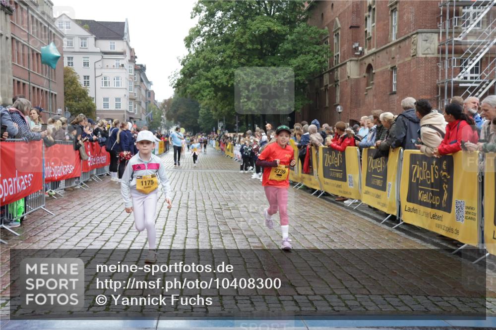 13.09.2026 - Kiel Lauf Yannick Fuchs http://msf.ph/oto/10408300 13.09.2026 09:02:39 Ziel 963, 5618, 5983, 6853, 9119, 9212, 12270, 911, 1992, 2635, 3250, 3405, 3406, 4337, 5271, 5482, 6062, 6251, 6485, 6562, 6672, 6749, 7853, 8183, 8419, 10288, 10324, 10336, 11571, 12446, 1175, 1830, 1870, 2739, 12052, 911, 2916, 5577, 6062, 6562, 9501, 11578, 12211, 12321 meine-sportfotos.de