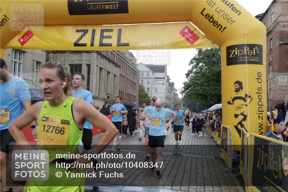 13.09.2026 - Kiel Lauf Yannick Fuchs http://msf.ph/oto/10408347 13.09.2026 10:36:10 Ziel 867, 1003, 1321, 2541, 3634, 4889, 4971, 5947, 6634, 6957, 7920, 8224, 8579, 8743, 10045, 10860, 11662, 12022, 12286, 100, 215, 343, 1376, 1993, 2116, 2248, 2494, 3124, 3790, 3811, 4538, 5151, 5698, 6085, 6634, 6645, 6957, 7215, 7619, 7721, 8002, 8079, 8393, 8415, 8432, 8557, 8660, 8747, 10701, 10835, 10998, 11567, 11903, 1278, 1477, 1653, 2286, 2380, 2425, 4029, 4078, 4172, 5466, 6763, 7158, 7252, 8242, 8554, 8923, 9201, 10075, 10852, 11145, 100, 1993, 3124, 3790 meine-sportfotos.de