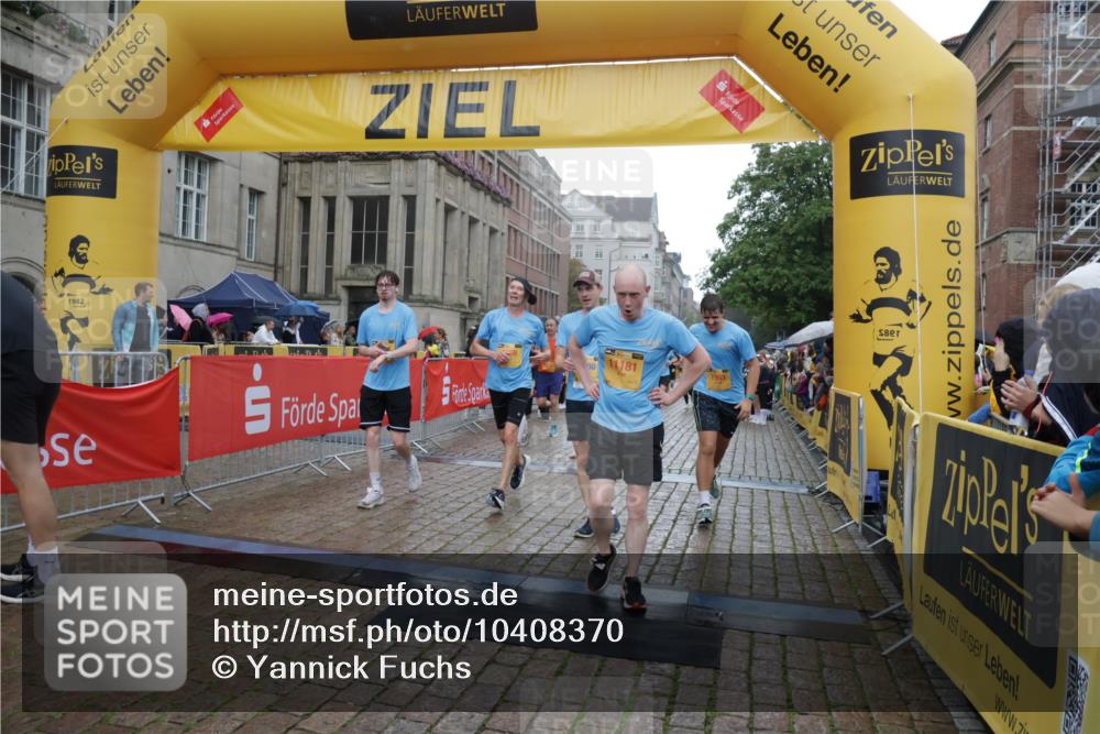 13.09.2026 - Kiel Lauf Yannick Fuchs http://msf.ph/oto/10408370 13.09.2026 10:36:11 Ziel 867, 1003, 1321, 2541, 3634, 4889, 4971, 5947, 7920, 8224, 8554, 8579, 8743, 10045, 10860, 11662, 12022, 12286, 100, 215, 343, 1376, 2116, 2248, 2494, 3124, 3790, 3811, 4538, 4889, 5698, 6085, 6634, 6645, 6957, 7215, 7619, 7721, 8002, 8079, 8393, 8415, 8432, 8557, 8660, 8747, 10701, 10835, 10998, 11567, 11903, 12286, 1278, 1477, 1653, 2286, 2380, 2425, 4029, 4078, 4172, 5466, 6763, 7158, 7252, 8242, 8923, 9201, 10075, 10852, 11145, 100, 1993, 3124, 3790 meine-sportfotos.de