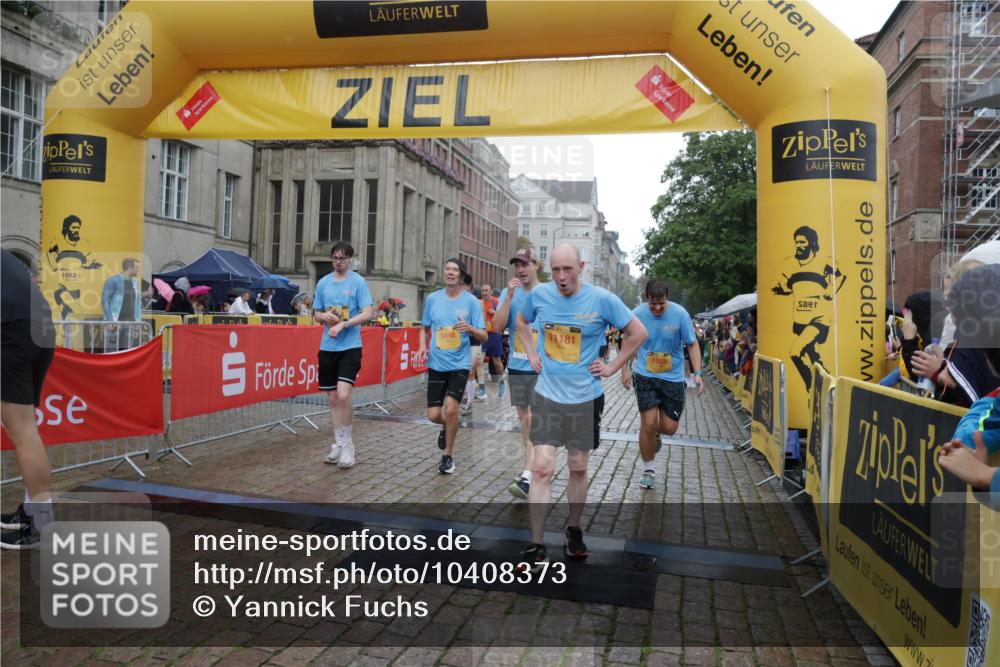 13.09.2026 - Kiel Lauf Yannick Fuchs http://msf.ph/oto/10408373 13.09.2026 10:36:11 Ziel 867, 1003, 1321, 2541, 3634, 4889, 4971, 5947, 7920, 8224, 8554, 8579, 8743, 10045, 10860, 11662, 12022, 12286, 100, 215, 343, 1376, 2116, 2248, 2494, 3124, 3790, 3811, 4538, 4889, 5698, 6085, 6634, 6645, 6957, 7215, 7619, 7721, 8002, 8079, 8393, 8415, 8432, 8557, 8660, 8747, 10701, 10835, 10998, 11567, 11903, 12286, 1278, 1477, 1653, 2286, 2380, 2425, 4029, 4078, 4172, 5466, 6763, 7158, 7252, 8242, 8923, 9201, 10075, 10852, 11145, 100, 1993, 3124, 3790 meine-sportfotos.de