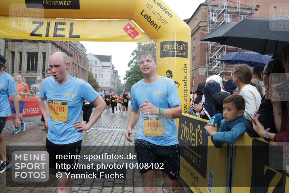 13.09.2026 - Kiel Lauf Yannick Fuchs http://msf.ph/oto/10408402 13.09.2026 10:36:13 Ziel 867, 1003, 1653, 2541, 4971, 5947, 7920, 8224, 8554, 8579, 8743, 9201, 10045, 10075, 10860, 11662, 12022, 215, 343, 1321, 1376, 2116, 2248, 2494, 3124, 3634, 3811, 4538, 4889, 6085, 6634, 6645, 6957, 7215, 7619, 7721, 8002, 8079, 8393, 8415, 8432, 8557, 8747, 10701, 10835, 10998, 11567, 11903, 12286, 1278, 1477, 1584, 2095, 2286, 2380, 2425, 4029, 4078, 4172, 5045, 5466, 6763, 7158, 7252, 8242, 8923, 10852, 11113, 11145, 100, 1376, 1993, 3124, 3790 meine-sportfotos.de
