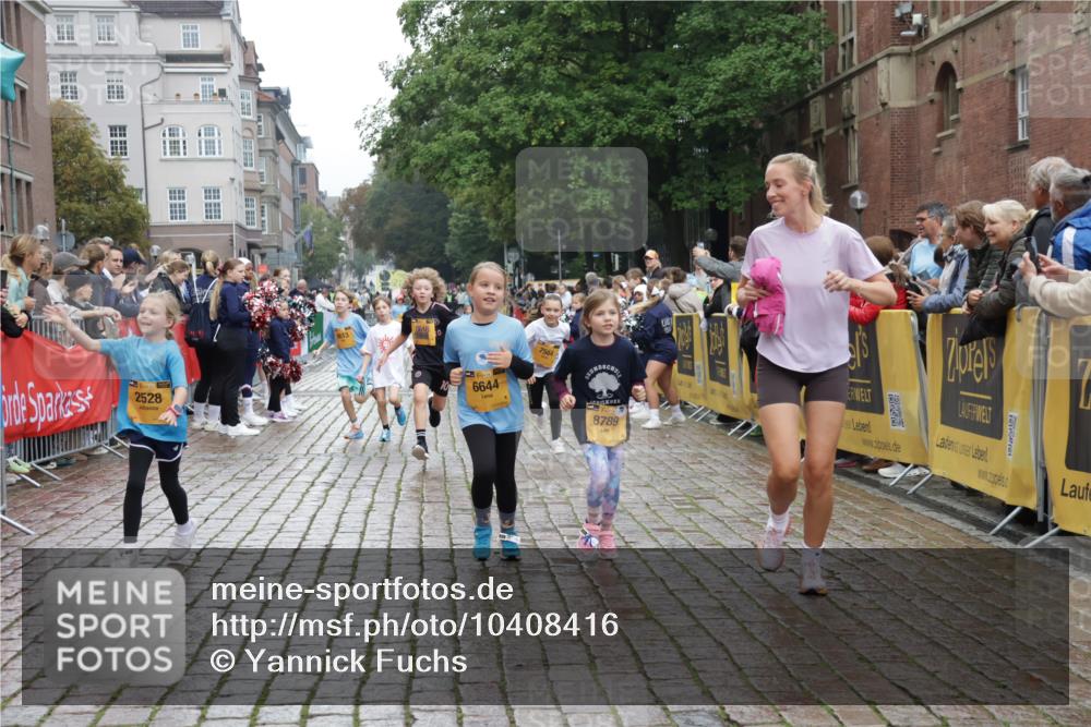 13.09.2026 - Kiel Lauf Yannick Fuchs http://msf.ph/oto/10408416 13.09.2026 09:03:03 Ziel 1175, 2178, 2739, 963, 1830, 1870, 5618, 5983, 6853, 9119, 9212, 12052, 12270, 2372, 2528, 5854, 6644, 7020, 7564, 8013, 8616, 8789, 8924, 11932, 4337, 6749, 7853, 8419, 9119 meine-sportfotos.de