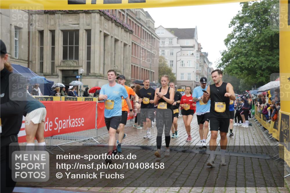 13.09.2026 - Kiel Lauf Yannick Fuchs http://msf.ph/oto/10408458 13.09.2026 10:36:16 Ziel 1003, 1477, 1653, 2541, 4078, 4172, 4971, 7158, 7920, 8224, 8554, 8579, 8743, 9201, 10045, 10075, 10860, 11145, 11662, 12022, 215, 343, 867, 1321, 2116, 2248, 2494, 2541, 3634, 3811, 4889, 5947, 6085, 6634, 6645, 6957, 7215, 7619, 7721, 8002, 8079, 8393, 8415, 8557, 8747, 10701, 10835, 10998, 11567, 11662, 11903, 12286, 1278, 1534, 1584, 2095, 2286, 2380, 2425, 4029, 5045, 5466, 5541, 5574, 6763, 7252, 8242, 8923, 10852, 11113, 100, 215, 1376, 1993, 2248, 3124, 3790, 6645 meine-sportfotos.de