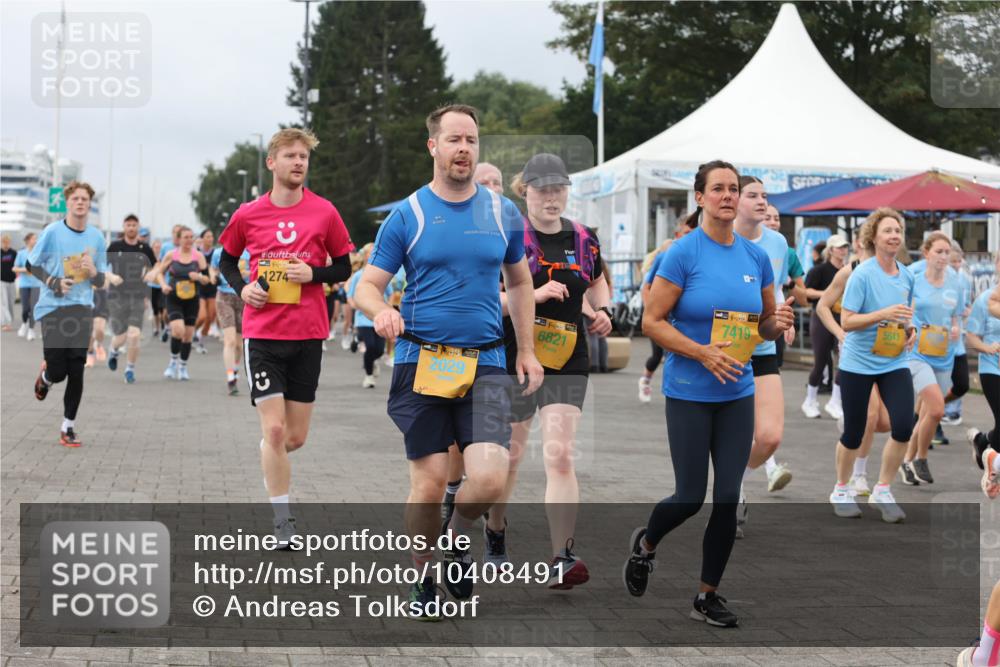13.09.2026 - Kiel Lauf Andreas Tolksdorf http://msf.ph/oto/10408491 13.09.2026 10:00:24 Kiellinie 38, 1274, 38, 2029, 6821, 7419 meine-sportfotos.de
