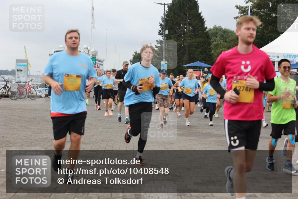 13.09.2026 - Kiel Lauf Andreas Tolksdorf http://msf.ph/oto/10408548 13.09.2026 10:00:25 Kiellinie 4180, 3055, 4876, 2747 meine-sportfotos.de
