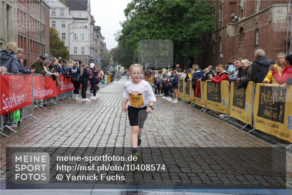 13.09.2026 - Kiel Lauf Yannick Fuchs http://msf.ph/oto/10408574 13.09.2026 09:03:46 Ziel 7990, 10123, 1268, 2372, 2528, 4445, 5854, 6191, 6644, 7020, 7564, 8013, 8613, 8616, 8789, 8924, 11931, 11932, 2193, 2178, 2372, 8013, 11932 meine-sportfotos.de