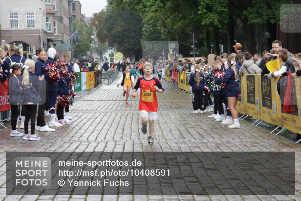 13.09.2026 - Kiel Lauf Yannick Fuchs http://msf.ph/oto/10408591 13.09.2026 09:04:01 Ziel 2193, 1268, 4445, 6191, 7990, 10123, 11931, 8088, 2528, 5854, 6644, 7564, 8613, 8616, 8789, 11931 meine-sportfotos.de