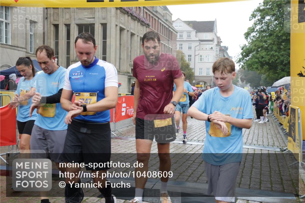 13.09.2026 - Kiel Lauf Yannick Fuchs http://msf.ph/oto/10408609 13.09.2026 10:36:27 Ziel 1278, 1477, 1653, 2286, 2380, 2425, 4029, 4078, 4172, 5045, 5466, 6763, 7158, 7252, 8242, 8923, 9201, 10075, 10852, 11145, 343, 867, 1003, 1321, 2494, 2541, 3634, 3811, 4889, 4971, 5947, 6634, 6957, 7619, 7920, 8224, 8393, 8554, 8557, 8579, 8743, 10045, 10075, 10860, 10998, 11662, 12022, 12286, 229, 1534, 1584, 2095, 2571, 2966, 4692, 5541, 5574, 6309, 7177, 7312, 8494, 8760, 9352, 9554, 11113, 11619, 12104, 343, 2116, 2494, 6085, 7721, 8393, 8557, 8747, 10835, 11567 meine-sportfotos.de