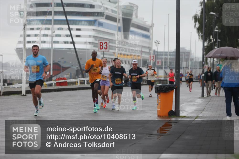 13.09.2026 - Kiel Lauf Andreas Tolksdorf http://msf.ph/oto/10408613 13.09.2026 11:41:21 Kiellinie 3971, 3, 6871, 10494, 12309, 10638, 2, 81 meine-sportfotos.de