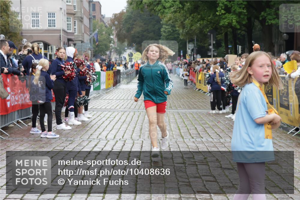 13.09.2026 - Kiel Lauf Yannick Fuchs http://msf.ph/oto/10408636 13.09.2026 09:04:11 Ziel 2193, 7990, 10123, 2670, 8088, 1268, 4445, 6191 meine-sportfotos.de